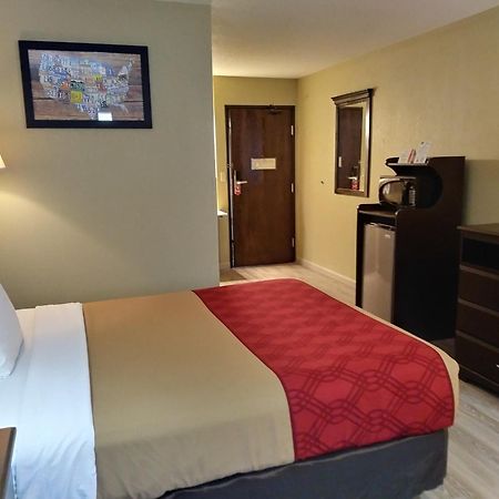 Econo Lodge North Sioux Falls Eksteriør bilde