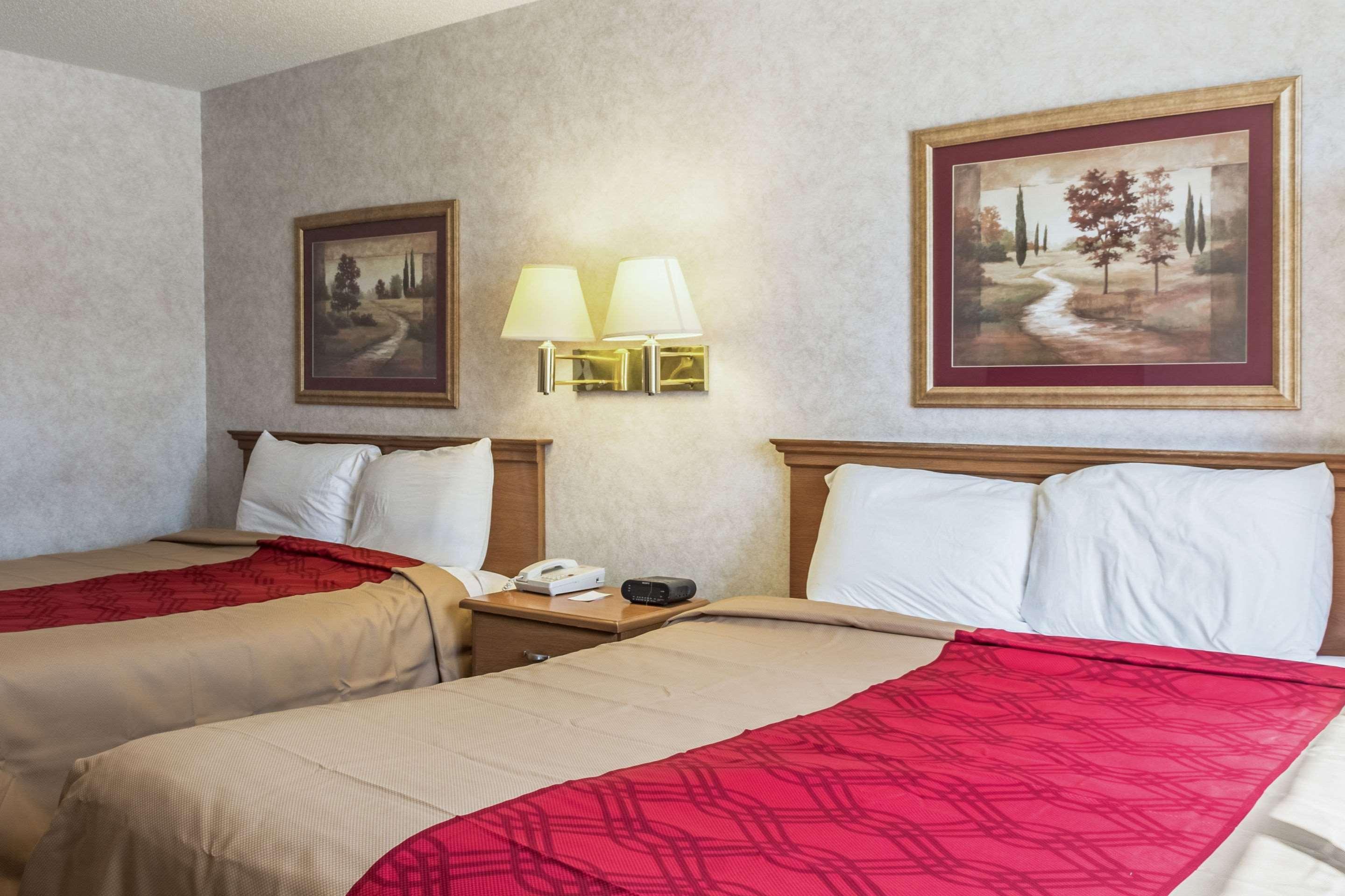 Econo Lodge North Sioux Falls Eksteriør bilde