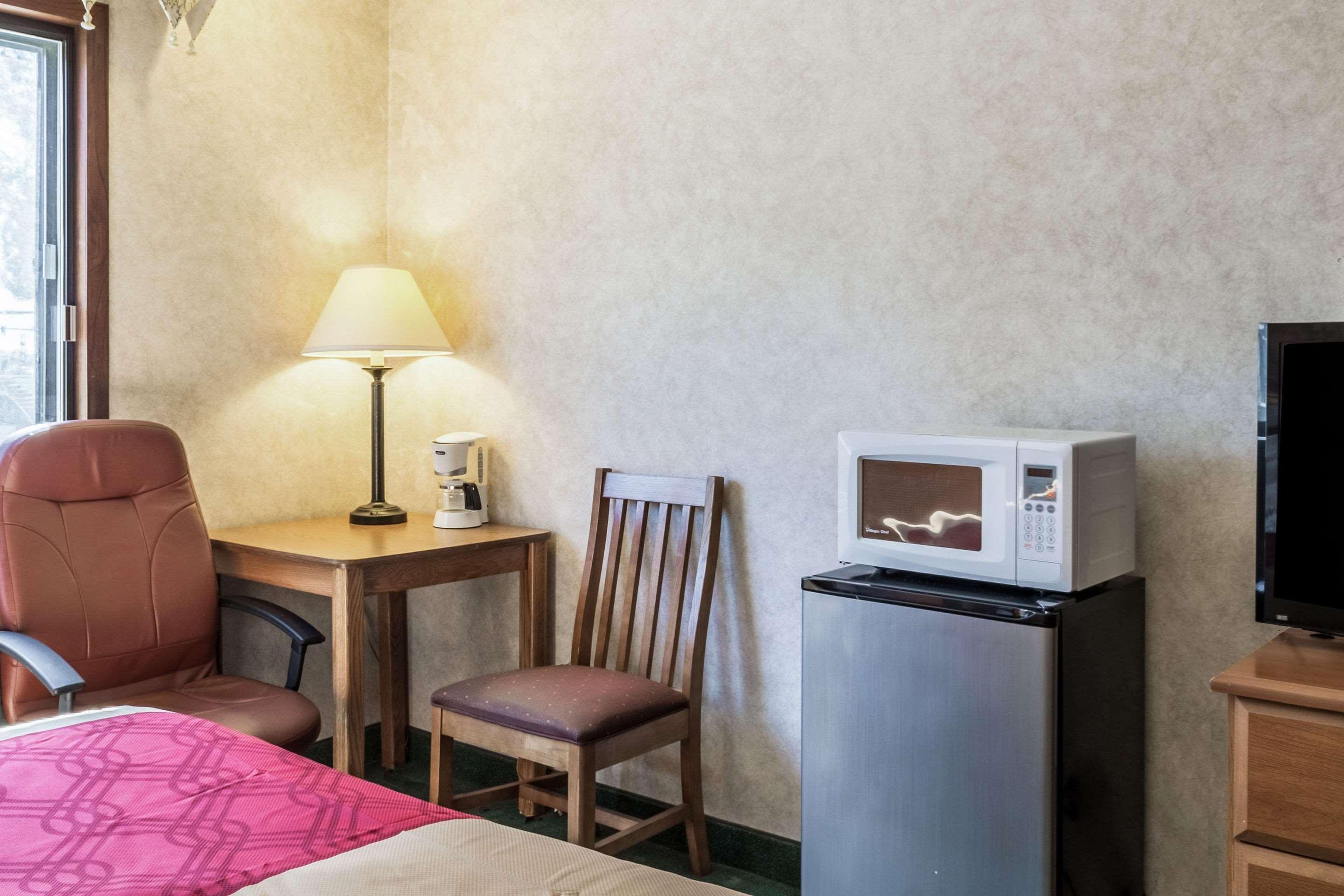 Econo Lodge North Sioux Falls Eksteriør bilde