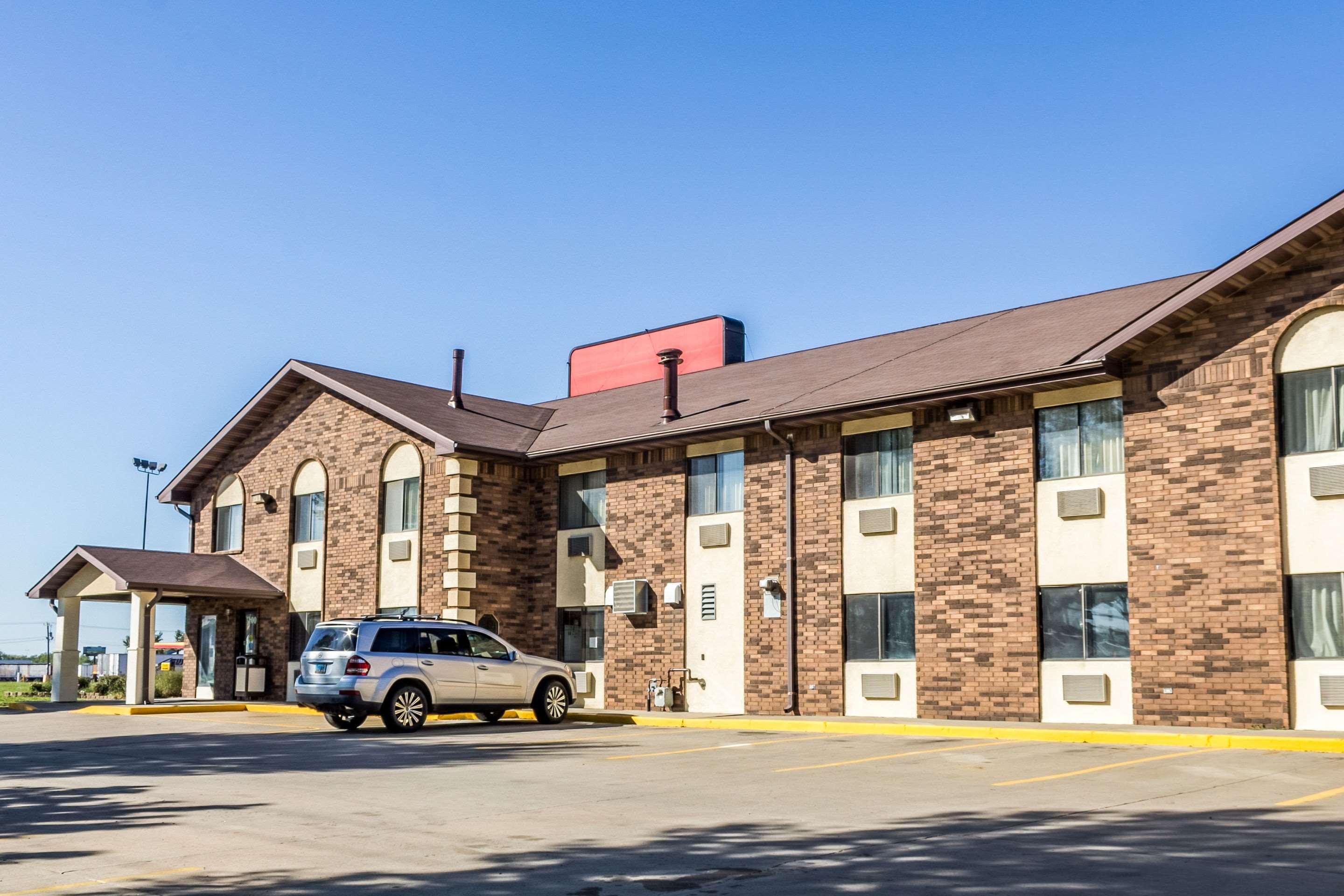 Econo Lodge North Sioux Falls Eksteriør bilde