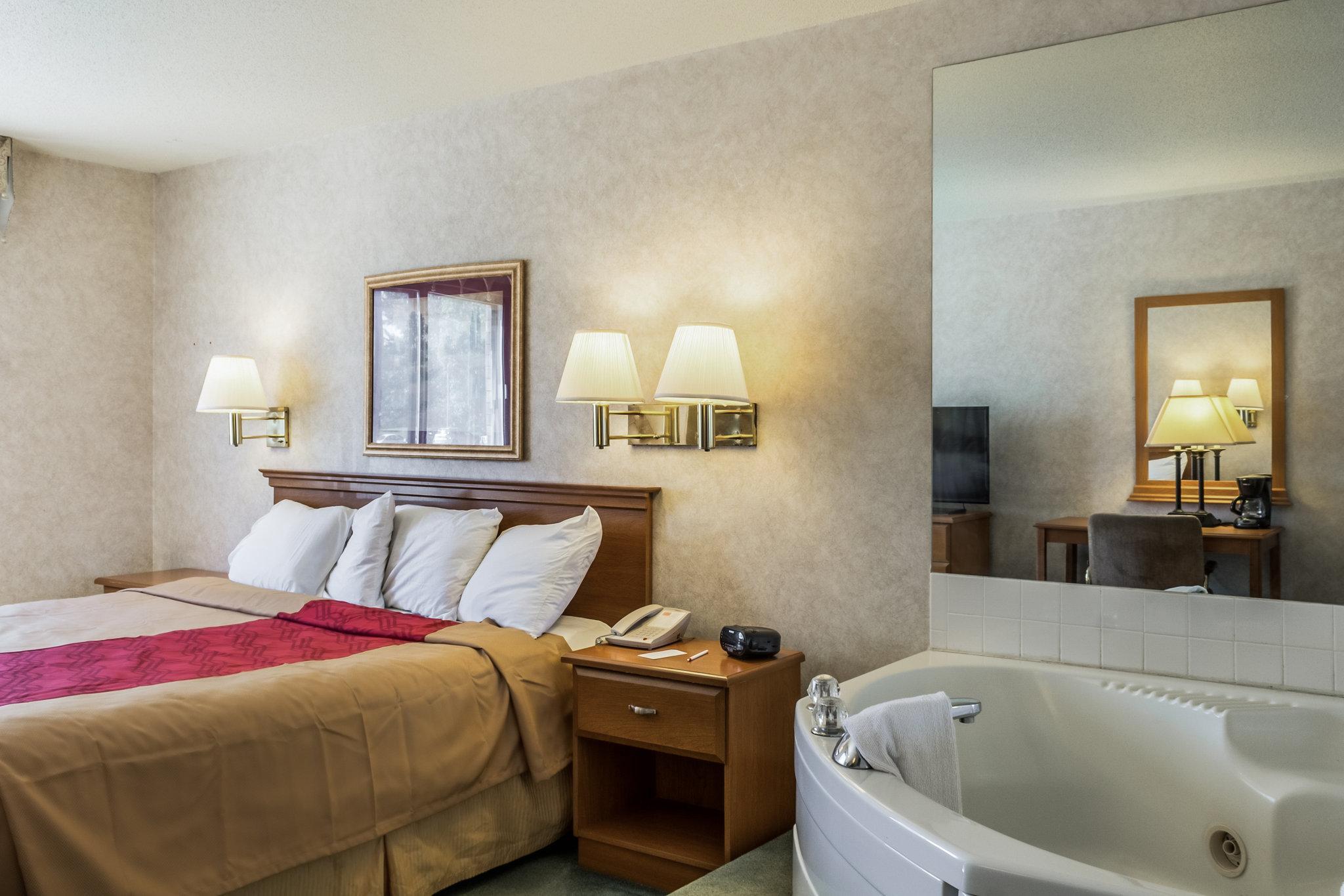 Econo Lodge North Sioux Falls Eksteriør bilde
