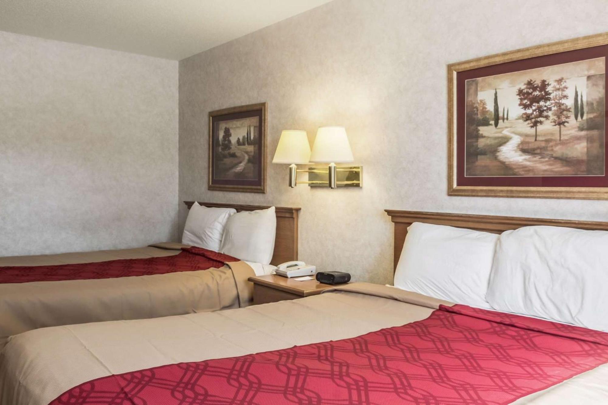 Econo Lodge North Sioux Falls Eksteriør bilde